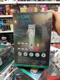 ماشین اصلاح موی سر و صورت وی جی ار مدل VGR V-140